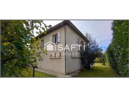 maison t5 de 140m²  4 chambres  balcon traversant et vue dégagée  un garage de plus de 35m