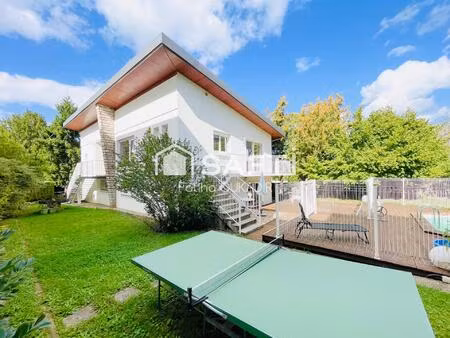 belle propriété au style californien avec piscine sur parcelle de 1 022 m² à rombas