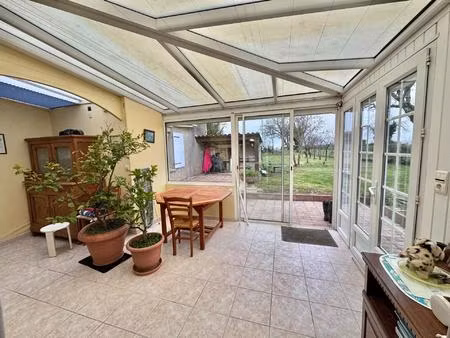 maison de village 4 chambres + deux garages a saint pompain