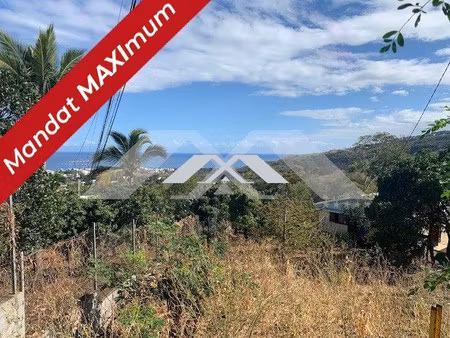 terrain 911 m² la possession