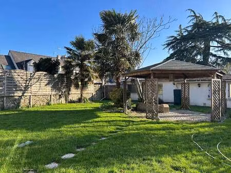 location maison à nantes (44000) : à louer / 156m² nantes