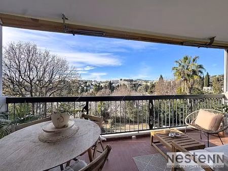 à vendre : appartement 3 pièces à antibes le puy