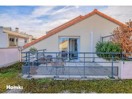 rare à la vente – t3 d’exception avec grande terrasse