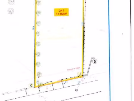 terrain plein de soleil a saint cecile les vignes