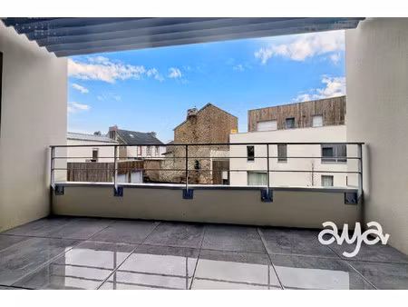 t3  coeur zola  balcon et parking