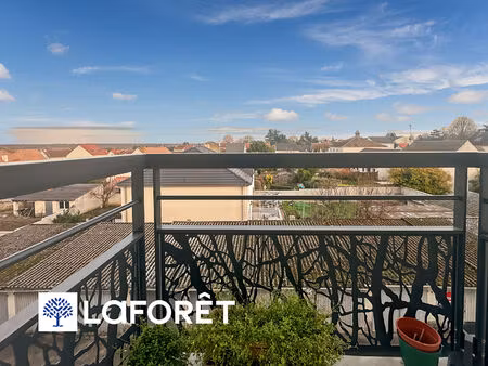appartement 4 pièces à louer à ris orangis  2ème étage  calme avec balcon