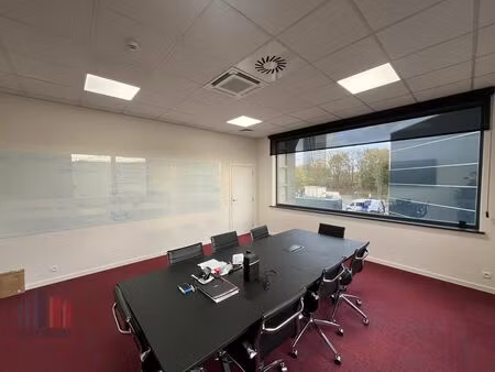 commercieel te huur in sint-denijs-westrem