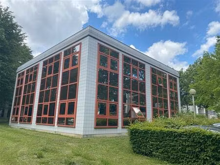 vente/location bureau st gregoire 230 m²