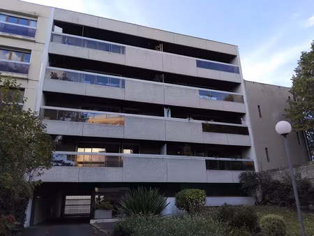 saint genes - appartement t3 - residence de standing