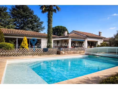 villa 6pièce(s) 4chambre(s) 227 m² mazamet (81200)