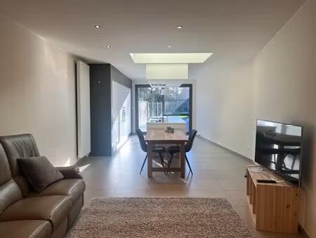 huis te huur in eeklo met 2 slaapkamers