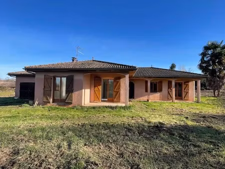 maison de type t5 - 124m2 habitables