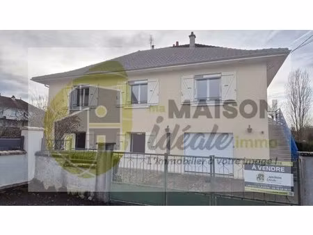 maison familiale avec sous-sol – la chapelle-saint-ursin