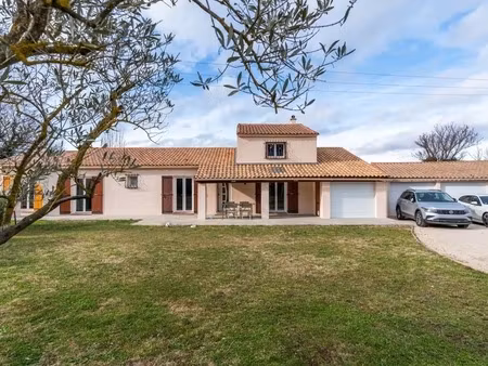 villa de qualité à trets