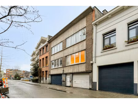appartement te huur in borgerhout met 2 slaapkamers