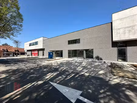 commercieel te huur in moeskroen