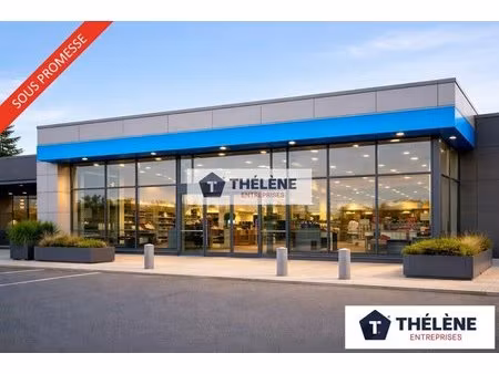 location local commercial 775m² nimes 30000