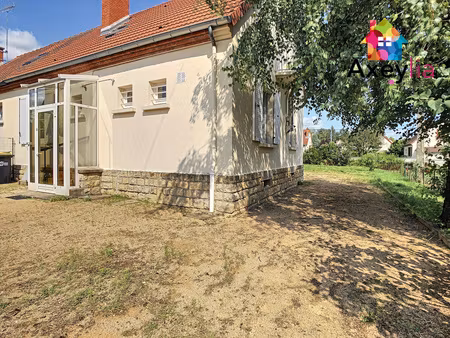 a vendre-paray le monial- maison 3 chambres avec jardin