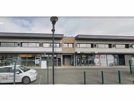location local professionnel 20m² chatillon 69380
