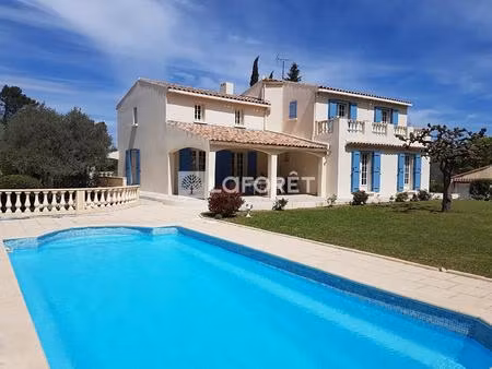 villa ollières 9 pièces 235 m²