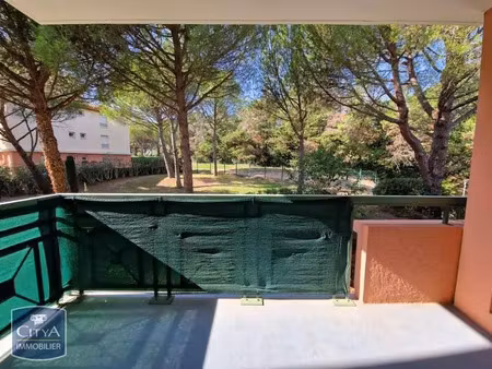 appartement à louer 3 pièces 61.8 m² - fréjus (83) - 939€