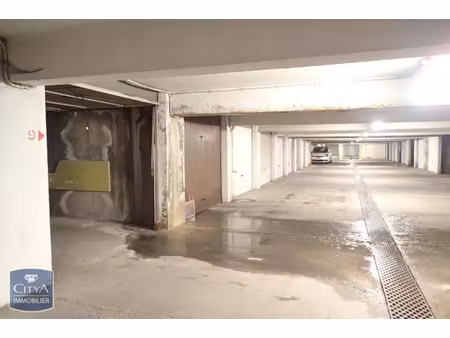 parking à louer 12.5 m² - chambéry (73) - 88€