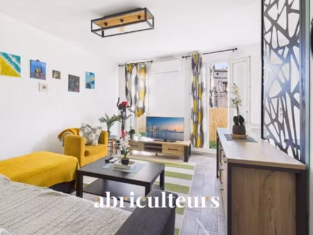 t2 dernier étage - 37 m2 avec balcon marseille 5ème