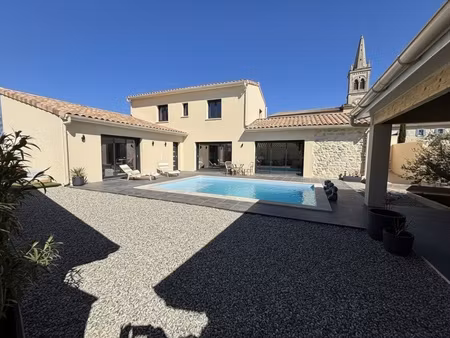 maison 5 pièces - 150 m²