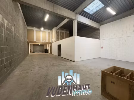 local d'activité 362 m²