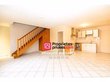 la guerche de bretagne- loft (futur) 86 m² - 2 chambres- 1 bureau - garage de 120 m²- 126 