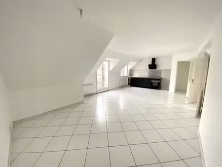 appartement f4 entièrement rénové