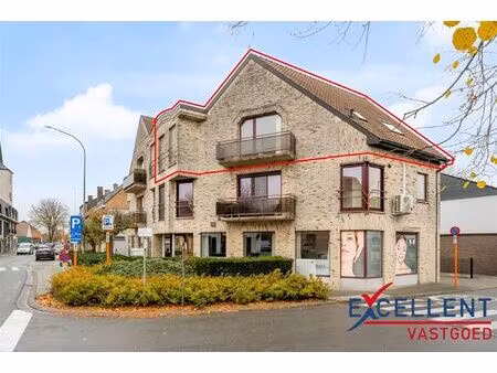 lichtrijk appartement met staanplaats centrum landegem