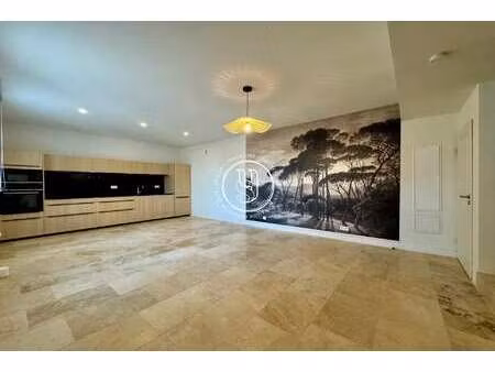 appartement de luxe à vendre à uzès : 495 000 € | 84m²