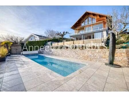 maison de luxe à vendre à poisy : 1 590 000 € | 212m²