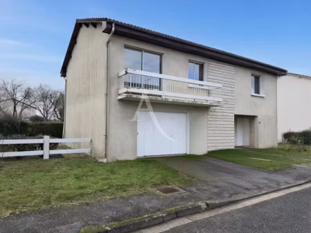 vente maison 5 pièces 123 m² à poitiers (86000)  215 000 €