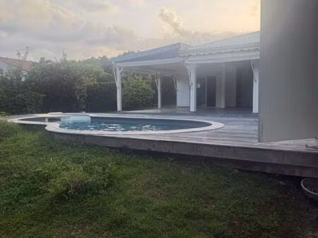 villa meublée type t5 plaisance baie mahault