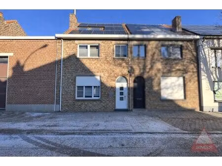 passendale – instapklare woning met 4 slaapkamers op centrale ligging