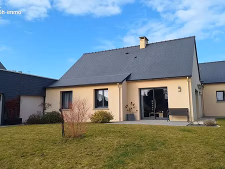 vente maison 5 pièces 96.53 m² à saint-hilaire-du-maine (53380)  217 300 €