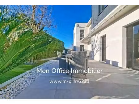 villa de luxe à vendre à gardanne : 780 000 € | 276m²