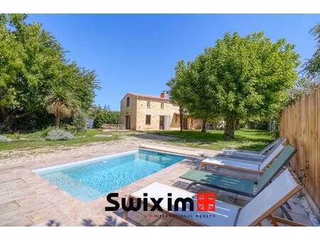 maison de charme en pierre - 172m² à valeyrac