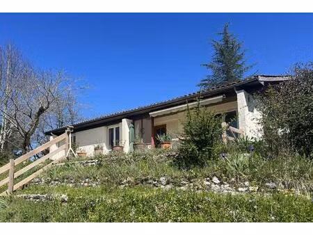 `monpazier: charmante maison avec jardin