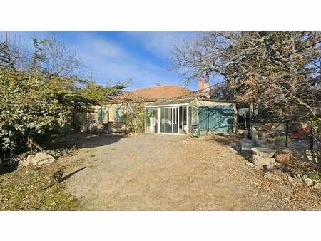 maison de plain-pied avec vue ventoux à flassan