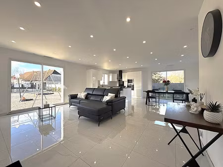 vente maison 4 pièces 107 m² à saint-aubin (39410)  258 500 €