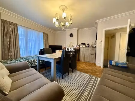 rustig gelegen gelijkvloers appartement met koertje  knokke