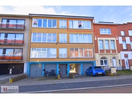 appartement 3de verdieping met 1 slaapkamer