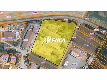 terrains et batiments a vendre