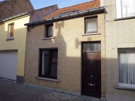 verzorgde kleine rijwoning