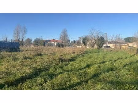 vente terrain 500 m² saint-germain-du-puch (33750)