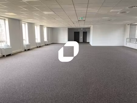 location bureau cergy 95000