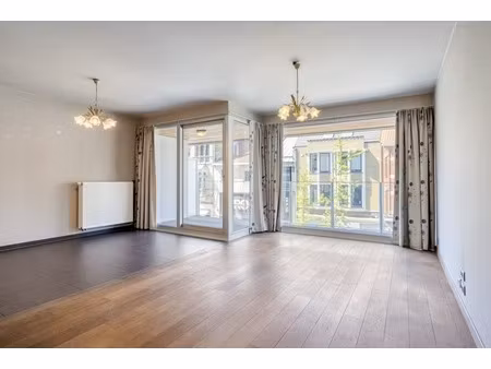 appartement te koop in roeselare met 2 slaapkamers